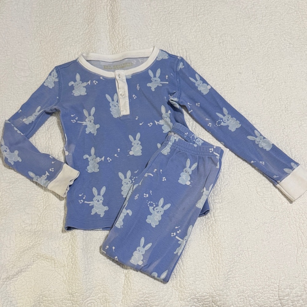 Well-loved TBBC Blue Bunny Easter Print Kids Pajamas Size 5